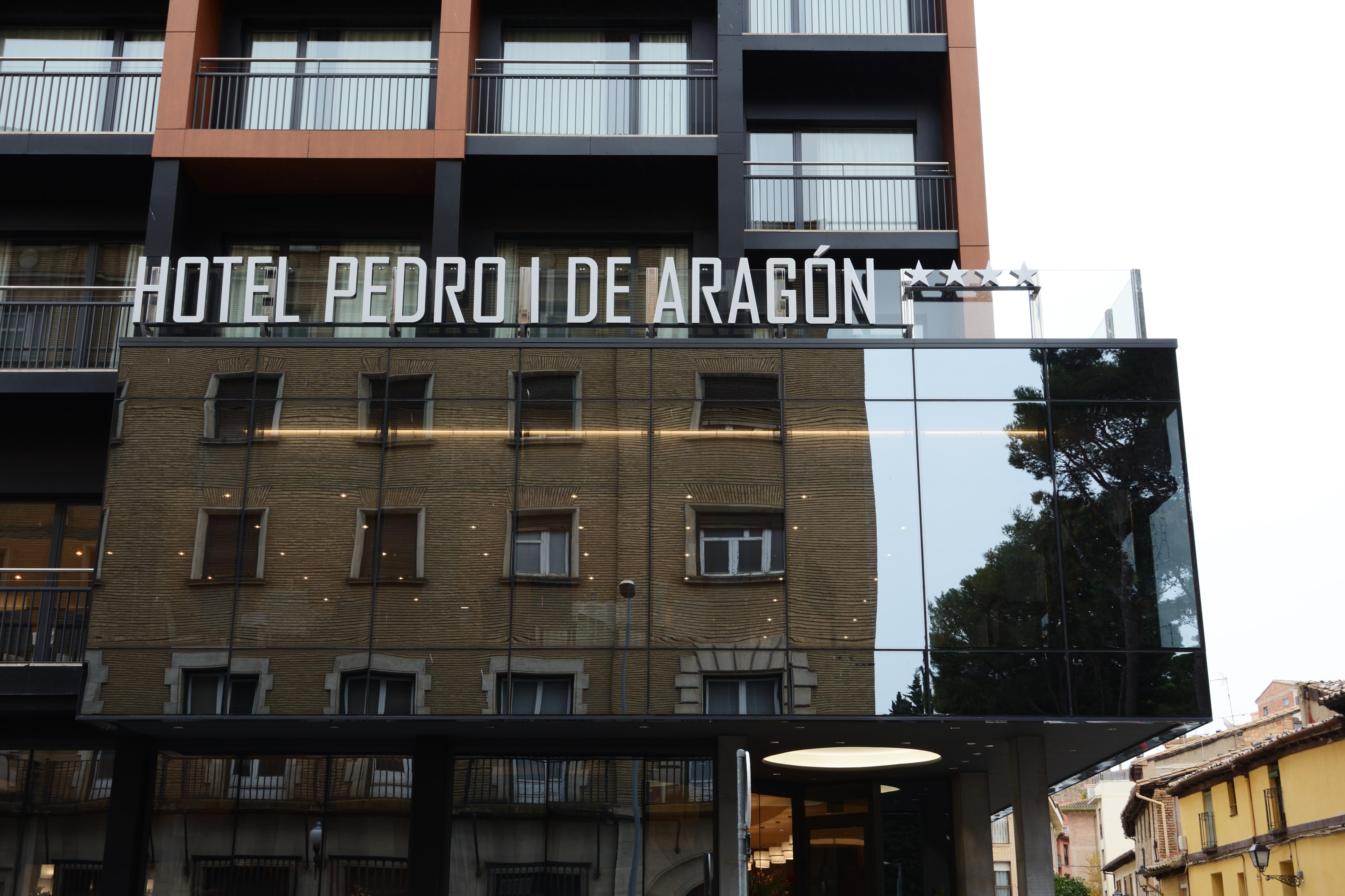 Hotel Pedro I De Aragon 4 Estrellas SUPERIOR Huesca Exterior foto